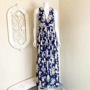 Aakaa | Women's Navy Floral Print Maxi Dress | Size: S